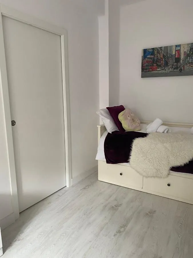 Precioso Y Acogedor Apartamento En Pleno Centro De Granada 0*,  Spain